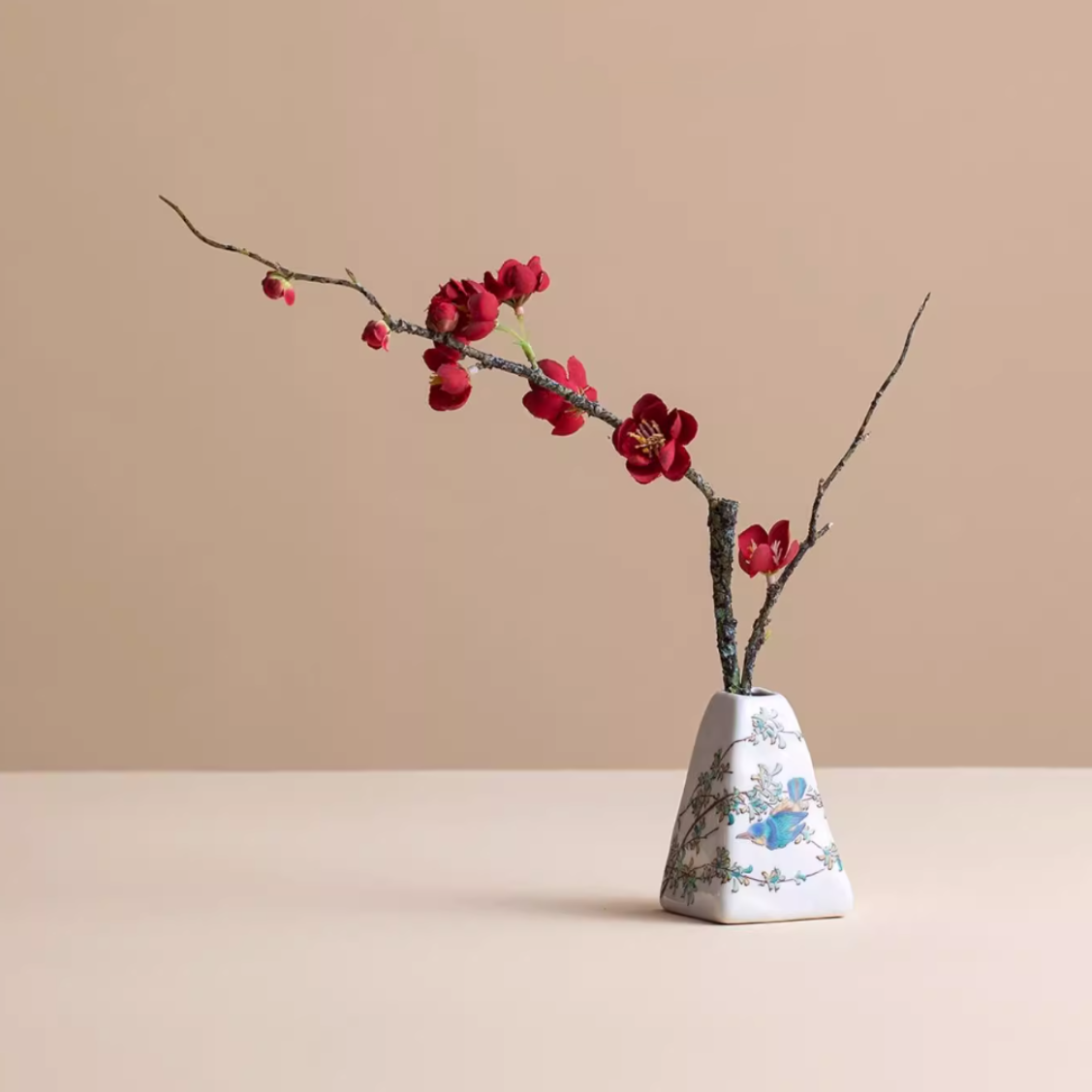 Kutaniyaki Sparrow Floral Vase